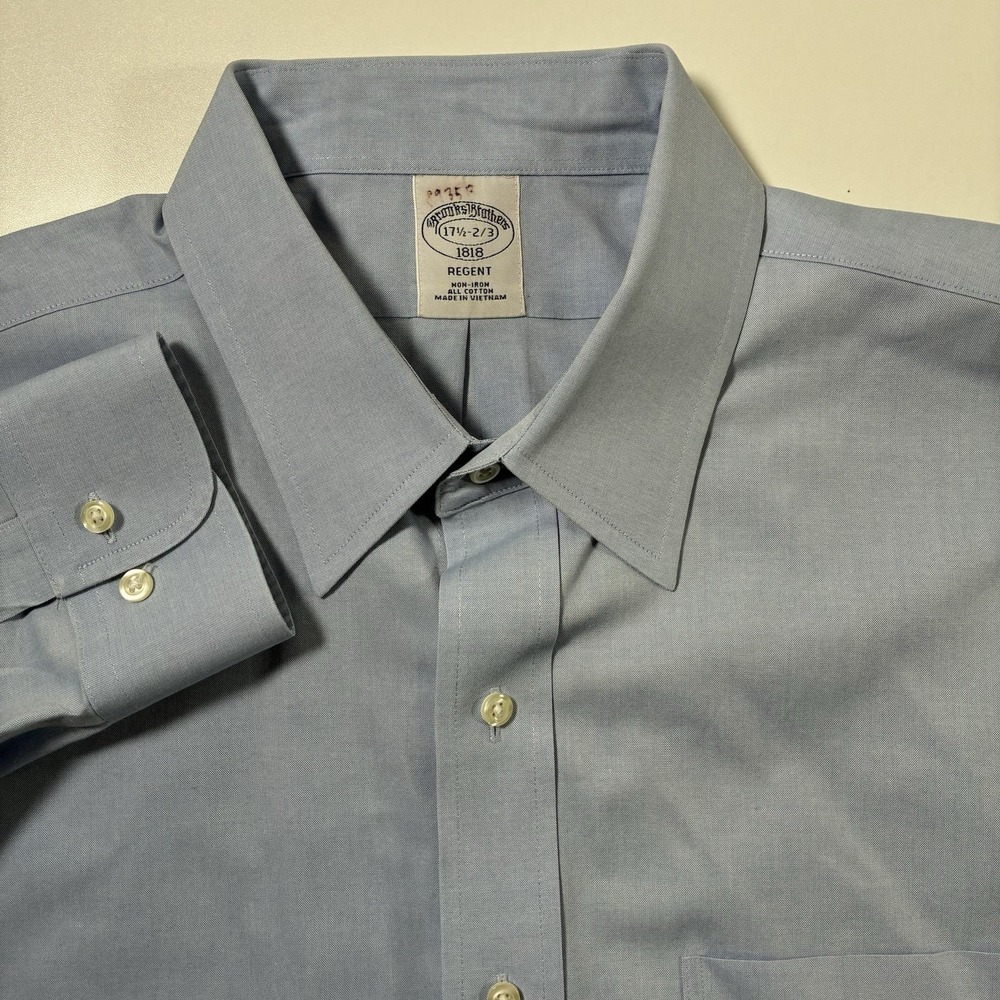 Brooks Brothers Regent Shirt 17.5 2/3 Light Blue Oxford Non Iron‎ Button Up